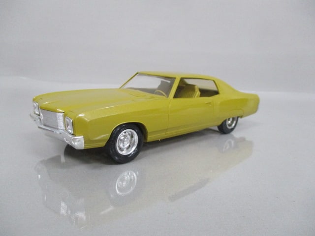 1971 Chevrolet Monte Carlo Dealer Promo: .