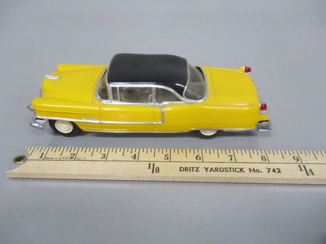 1955 Cadillac Friction Dealer Promo By AMT - 9