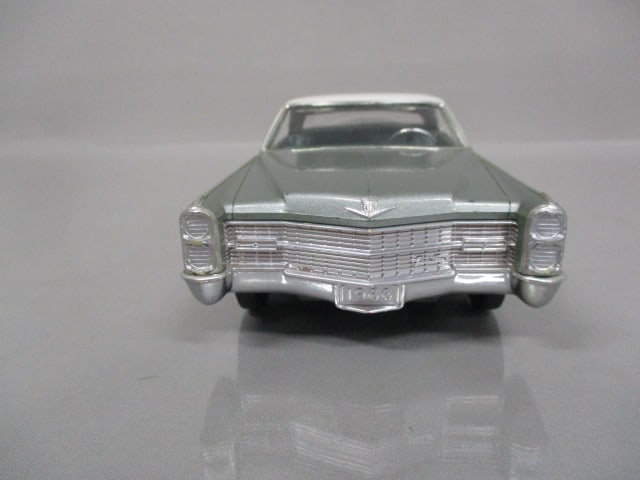 1966 Cadillac DeVille Dealer Promo - 3