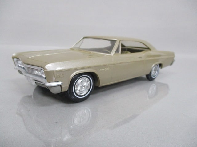 1966 Chevrolet Impala Super Sport Dealer Promo: .