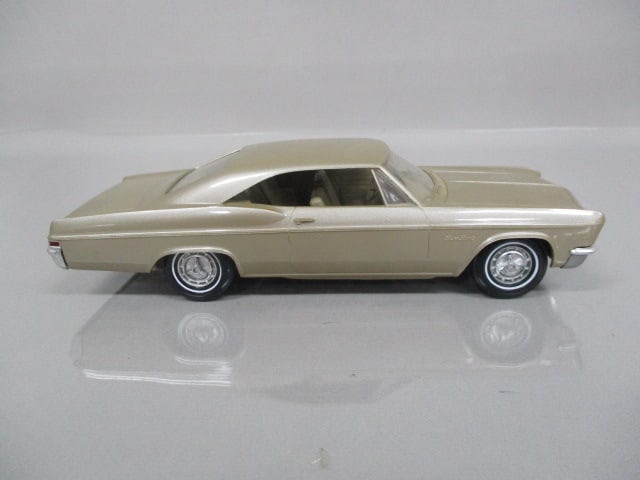 1966 Chevrolet Impala Super Sport Dealer Promo - 4