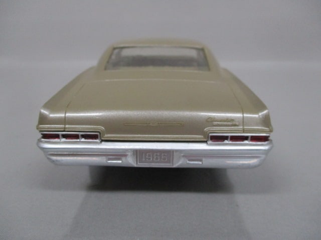 1966 Chevrolet Impala Super Sport Dealer Promo - 6