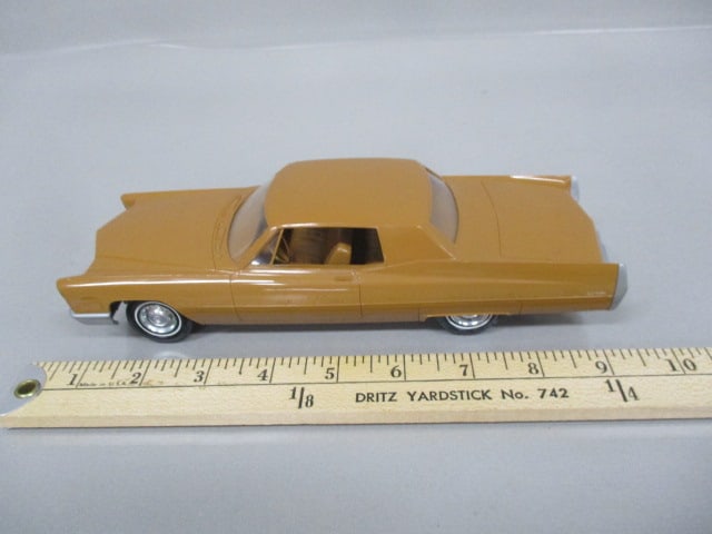 1967 Cadillac DeVille Friction Dealer Promo - 9