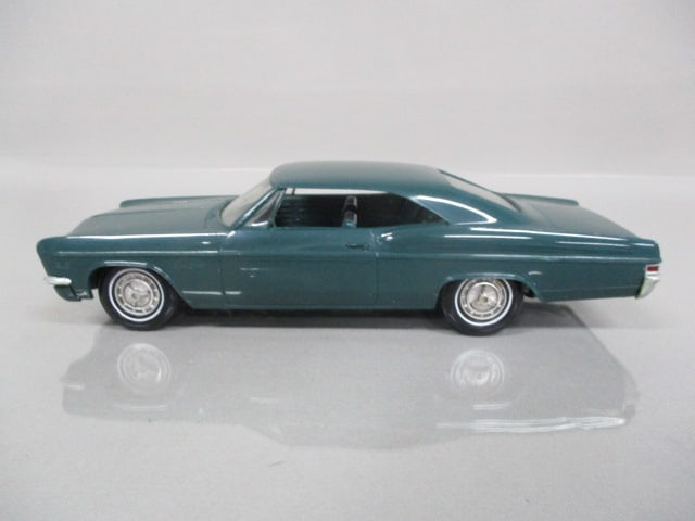 1966 Chevrolet Impala Super Sport Friction Dealer Promo - 2