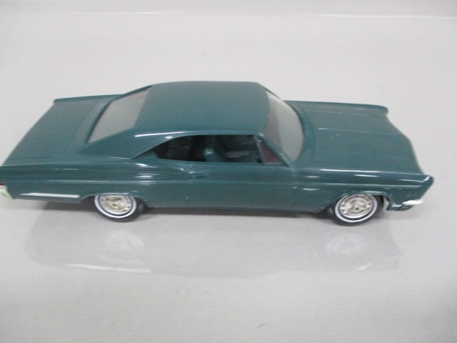 1966 Chevrolet Impala Super Sport Friction Dealer Promo - 5