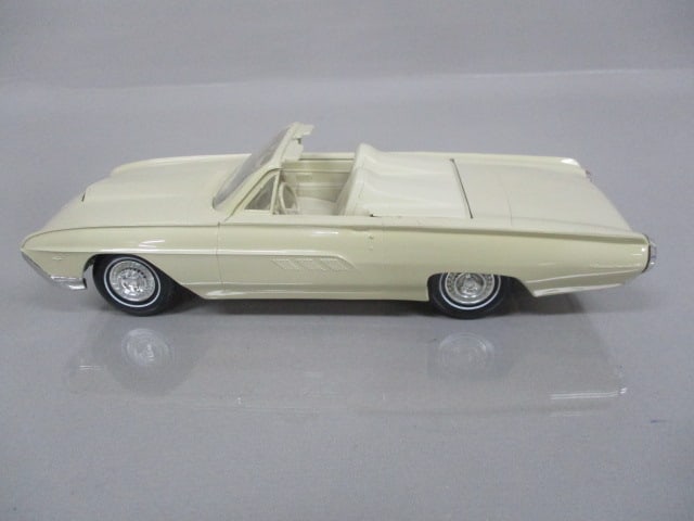 1963 Ford Thunderbird Sports Roadster Convertible Dealer Promo - 2