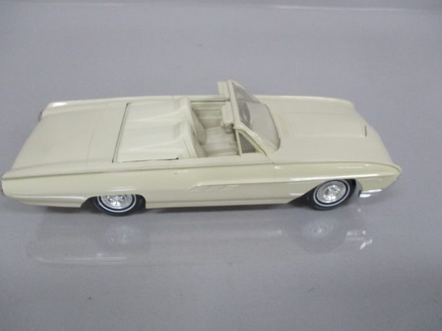 1963 Ford Thunderbird Sports Roadster Convertible Dealer Promo - 7