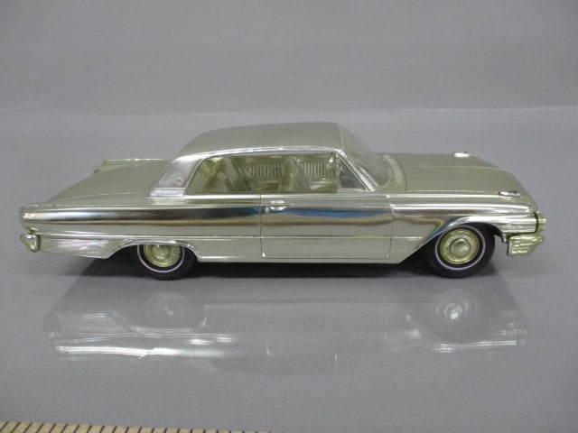 1961 Ford Galaxie Dealer Promo - 4
