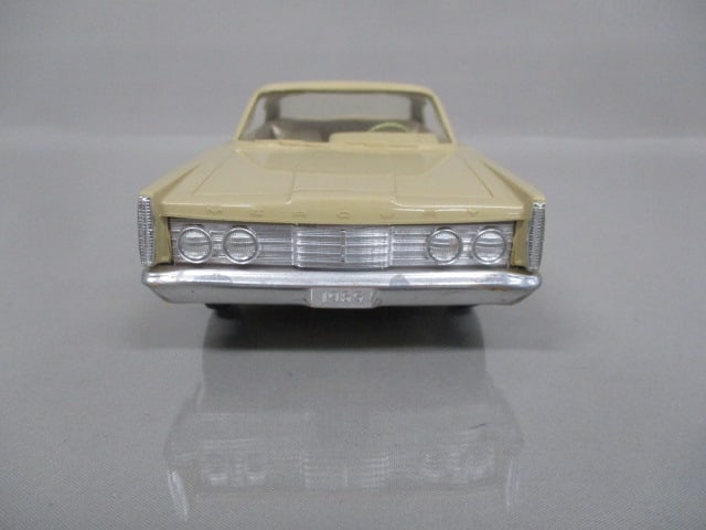 1965 Mercury Park Lane Dealer Promo - 3