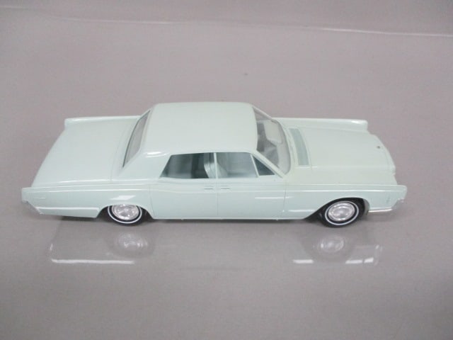 1966 Lincoln Continental Dealer Promo - 5