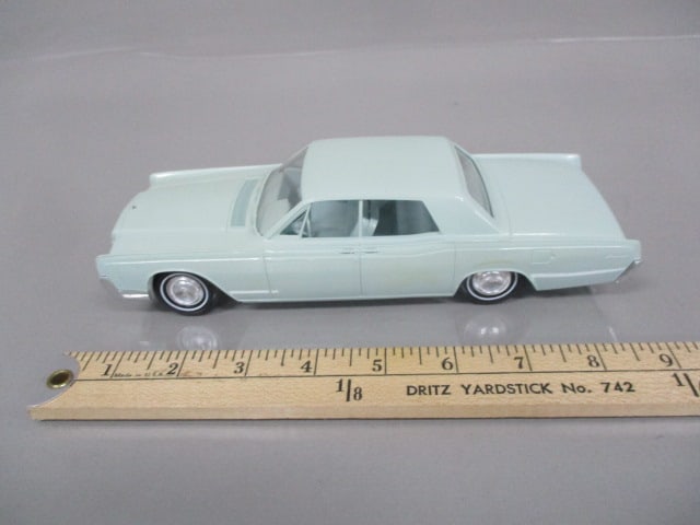 1966 Lincoln Continental Dealer Promo - 9