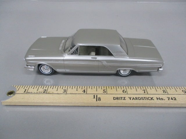 1964 Ford Fairlane 500 Sport Coupe Dealer Promo - 9