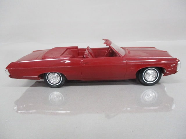 1969 Chevrolet Impala SS Convertible Dealer Promo - 5