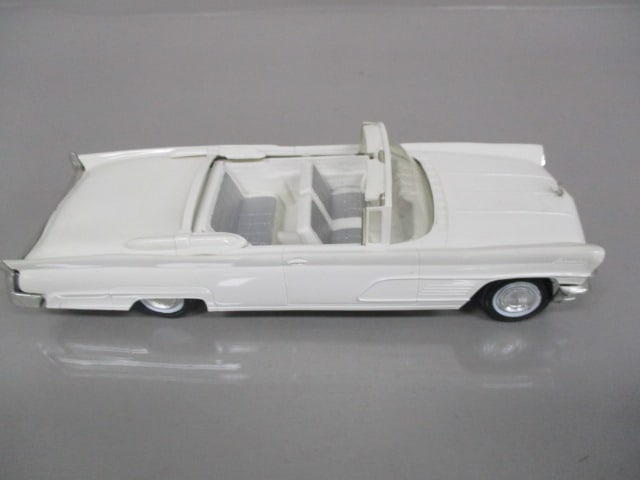 1960 Lincoln Continental Mark V Convertible Friction Dealer Promo - 6