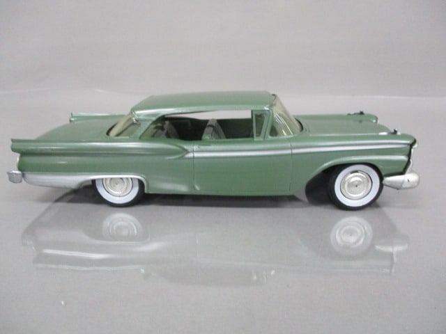 1959 Ford Galaxie Fairlane 500 Friction Dealer Promo - 4