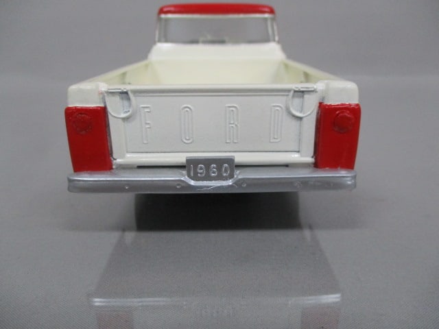 1960 Ford F-100 Custom Cab Pickup Truck Dealer Promo - 7