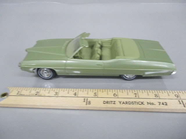 1969 Pontiac Bonneville Convertible Dealer Promo - 11