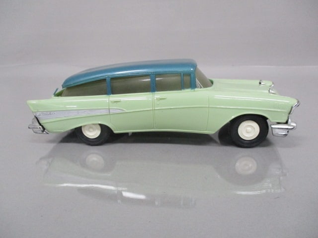 1957 Chevrolet Bel Air Station Wagon Friction Dealer Promo - 4