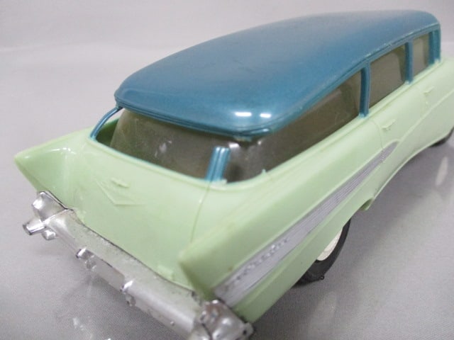 1957 Chevrolet Bel Air Station Wagon Friction Dealer Promo - 7
