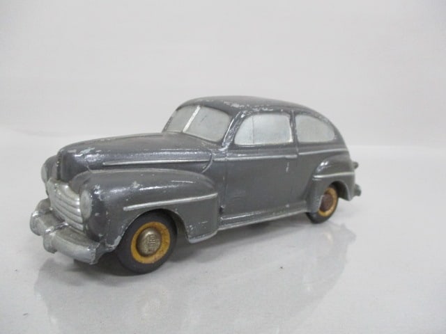 1948 Ford Cast Metal Dealer Promo (1 of 9)