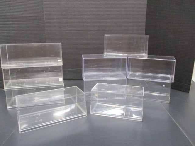 10 Used Clear Acrylic Display Cases (1 of 5)