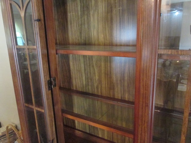 Royola Pacific Ltd. Oak 2 Piece Illuminated China Cabinet - 4