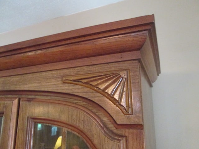 Royola Pacific Ltd. Oak 2 Piece Illuminated China Cabinet - 7