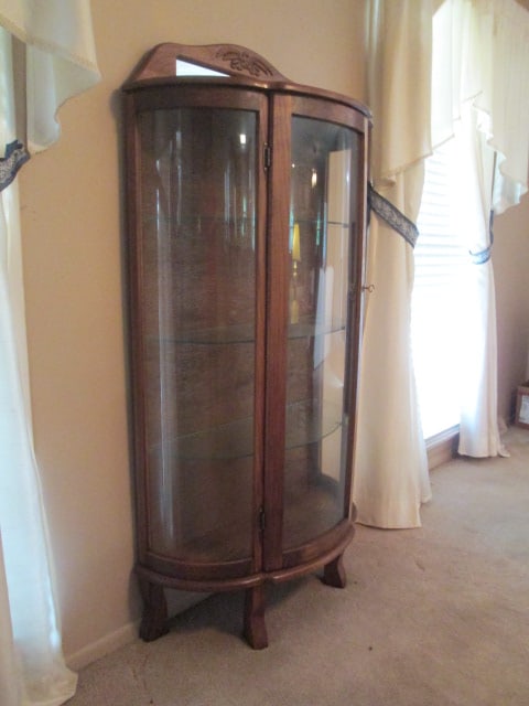 Royola Pacific Ltd. Curved Glass Curio Cabinet with Mirror Backsplash - 3