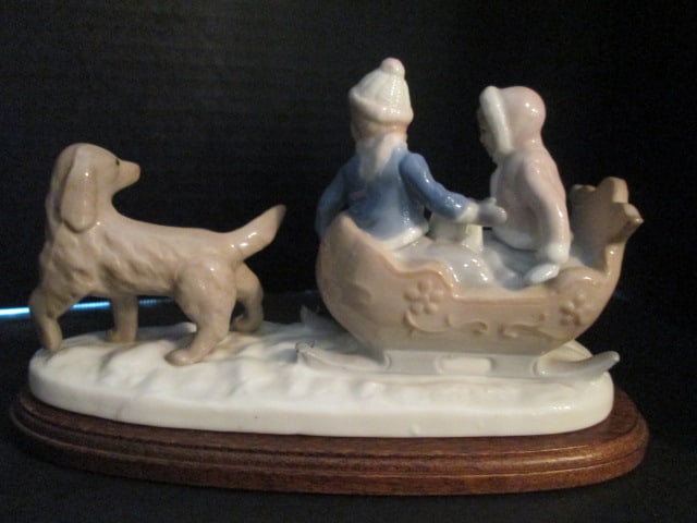 Meico, Inc. Handpainted Children in Sleigh Pulled by a Dog Porcelain Figurine with Wood Display - 4