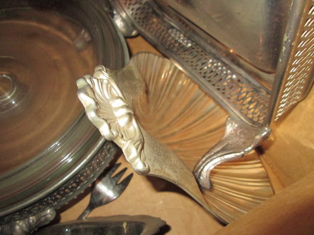 Grouping of Silverplated Serving Stands, Trays and Bowls - 7