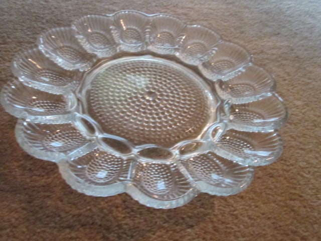 Midcentury American Pressed Glass Egg/Relish Plate, 5 Part Relish Tray, Cubist Pattern - 3