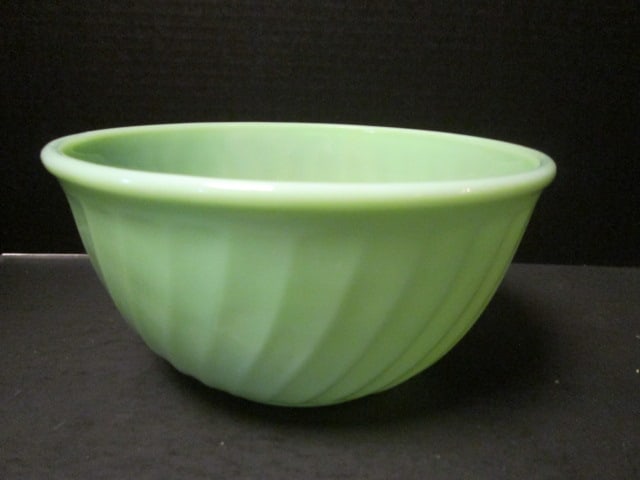 Fire King Jadeite Swirl Design Mixing Bowl: 9"dia x 4 1/2"h