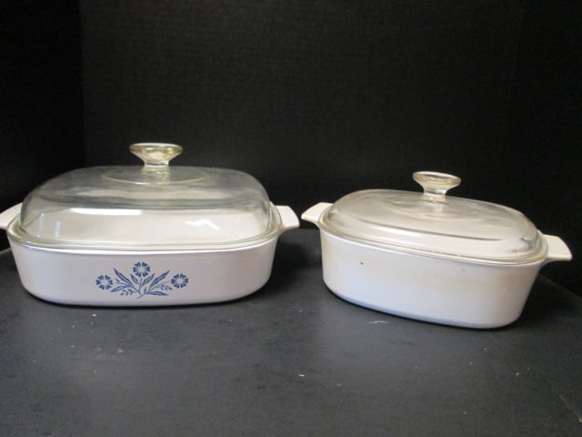 Corning Ware Blue Cornflower A-10-B Covered Baker and Plain White A-2-B: 2 Liter Covered Casserole