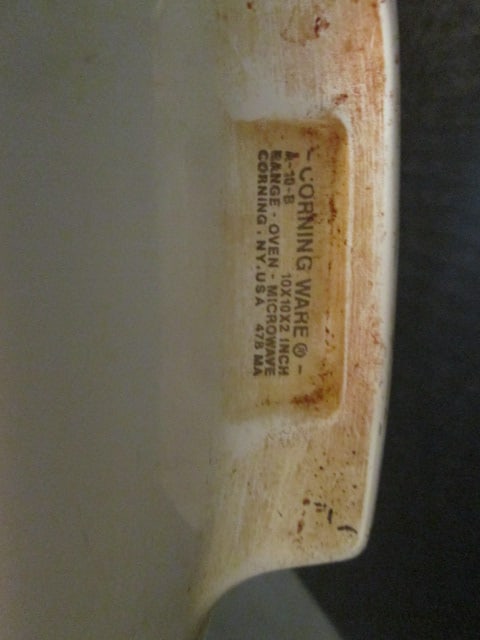 Corning Ware Blue Cornflower A-10-B Covered Baker and Plain White A-2-B - 4