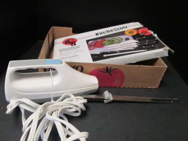 New in Box KucheStolz 6 Piece Cutlery Knife Set with Cutting Board and Sunbeam Electric Knife - 5