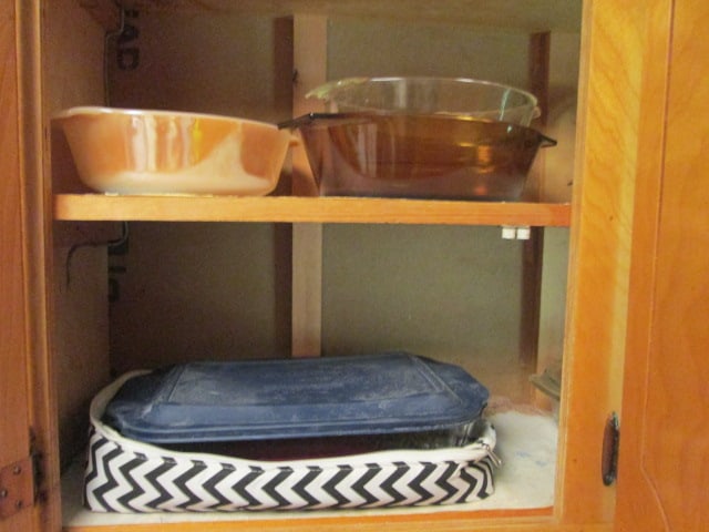 Grouping of Pyrex, Anchor Hocking, Glasbake and Fire King Glass Baking Dishes - 2