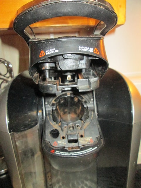 Keurig Model K2.0-400 Coffee Brewer, Carafe, Pod Carousal and Pod Drawer Storage - 3