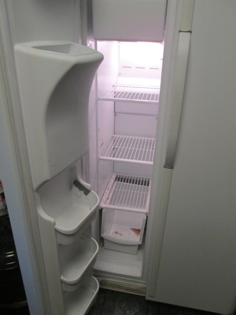 Frigidaire White Side x Side Refrigerator with Ice/Water in Door - 4