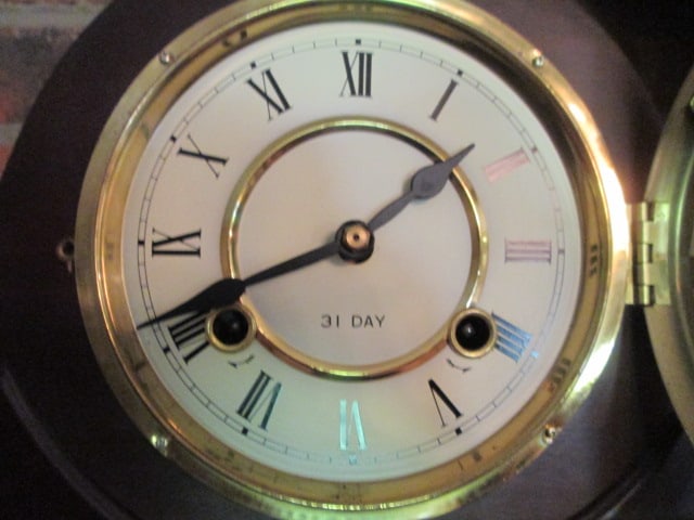31 Day Mantle Clock - 2