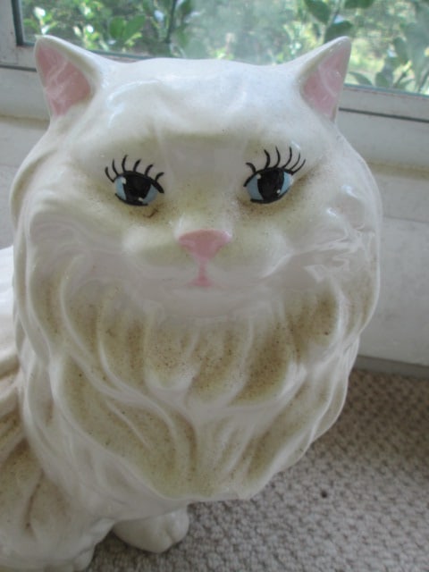 Retro Handcrafted Ceramic Mantle Cat - 2