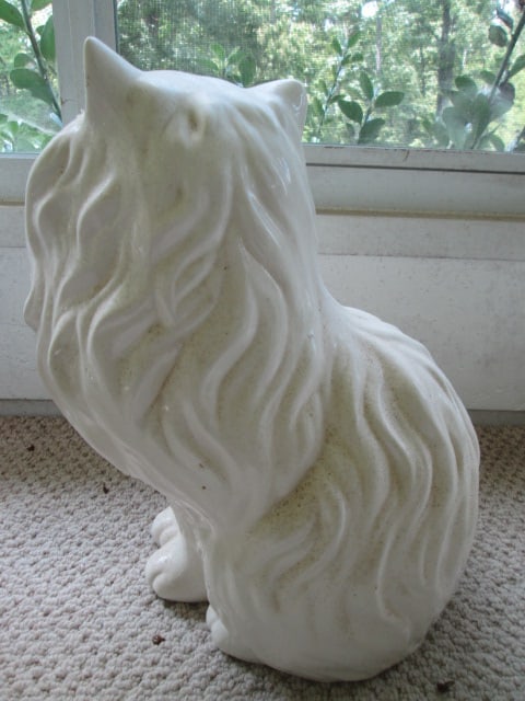 Retro Handcrafted Ceramic Mantle Cat - 3