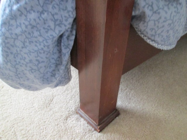 Bassett Mahogany King Size 4 Poster Bed with Broken Scroll Pediment Design Headboard - 5