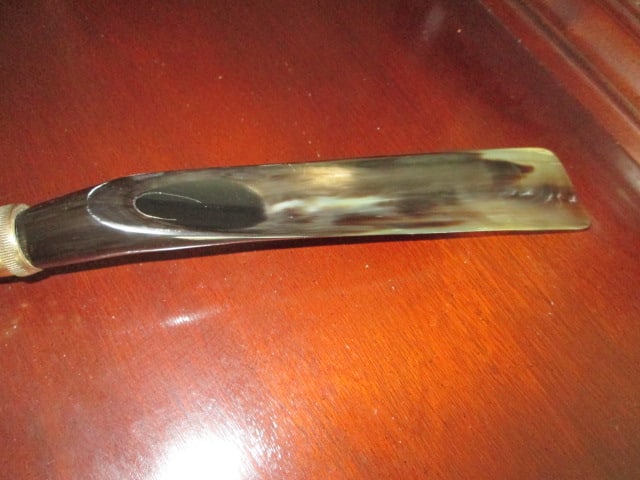 Unusual Long Handle Embossed Brass and Polished Horn Shoehorn - 3
