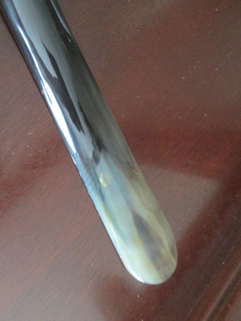 Unusual Long Handle Embossed Brass and Polished Horn Shoehorn - 4
