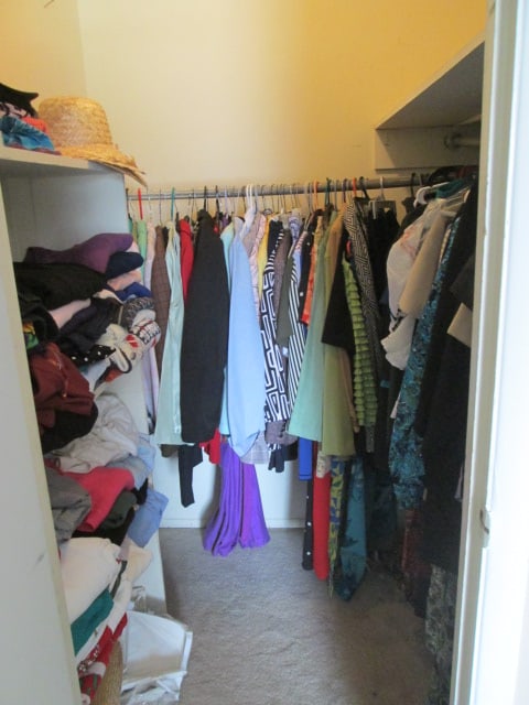 Walk-In Closet of Nice Ladies Clothes and Accessories: Sizes Medium-Xlarge, Dress Clothes, Sweaters, Holiday Sweatshirts/Sweaters, Casual Shirts, Pants, Hats, Scarfs, etc. See all pictures and preview for selection, Bring Boxes/Bags, Local Pickup Only