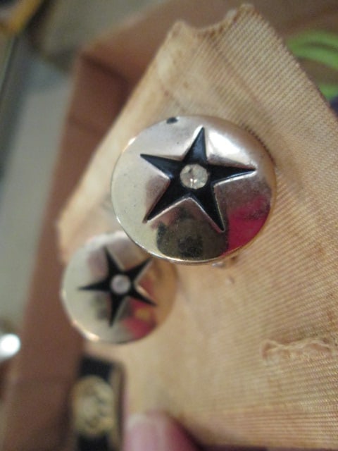 Accessory Fashion Jewelry Necklaces, Cuff Links, Men's & Ladies Watches, Button Covers, - 3