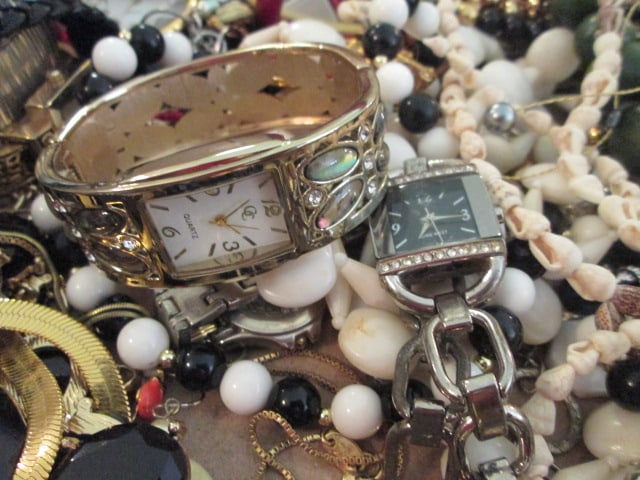 Large Grouping of Accent Fashion Jewelry Necklaces, Bracelets, Earrings, Men's & Ladies Watches, ... - 8