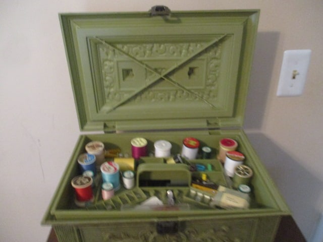Vintage Sears Kenmore Model 2142 Sewing Machine in Wood Sewing Cabinet and - 13