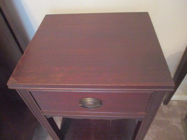 Vintage Dixie Mahogany Tiered Nightstand with Drawer - 2