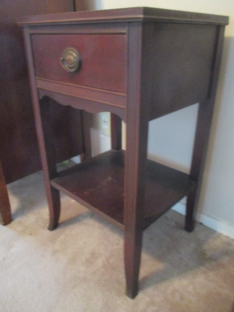 Vintage Dixie Mahogany Tiered Nightstand with Drawer - 3